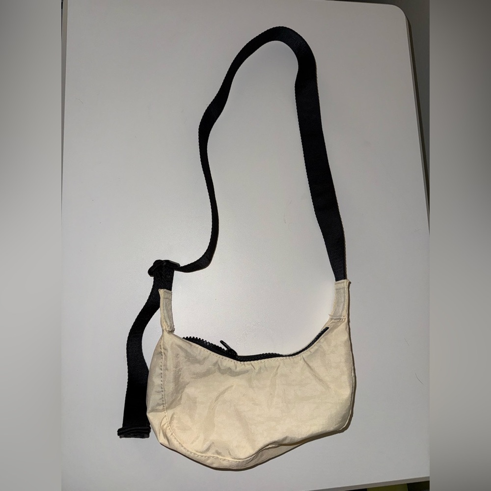 baggu mini crescent - ivory